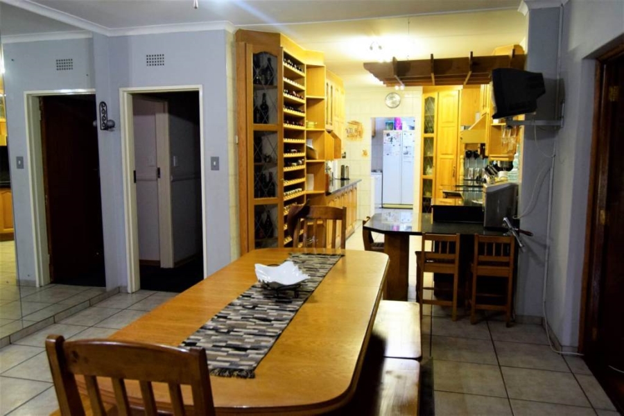 4 Bedroom Property for Sale in Vaalpark Free State
